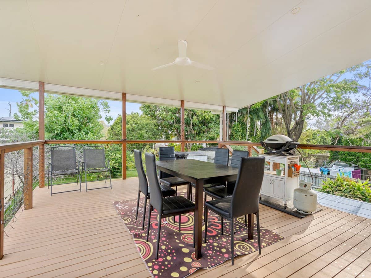 26 Rosedene Street, MANLY WEST - Thumbnail 6