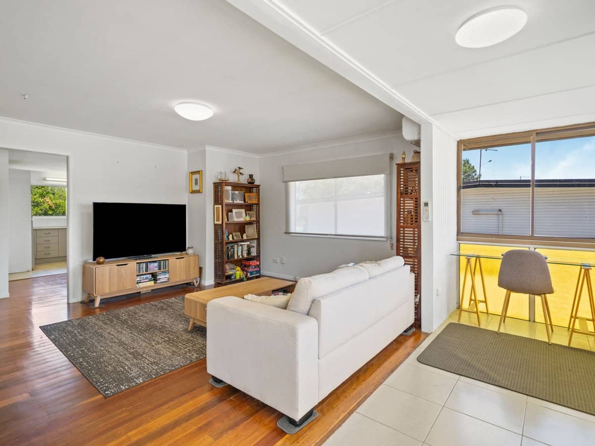 112 Station Road, LOGANLEA - Thumbnail 3