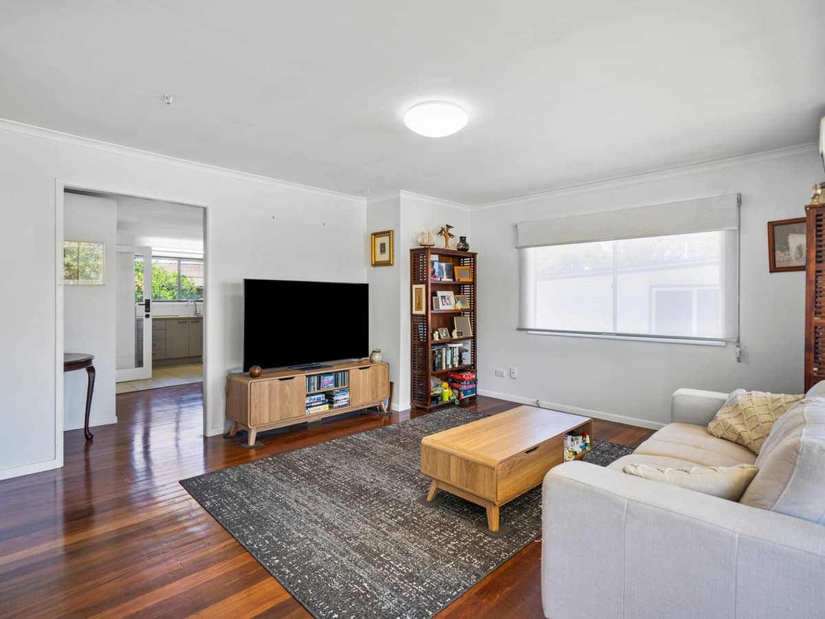 112 Station Road, LOGANLEA - Thumbnail 5