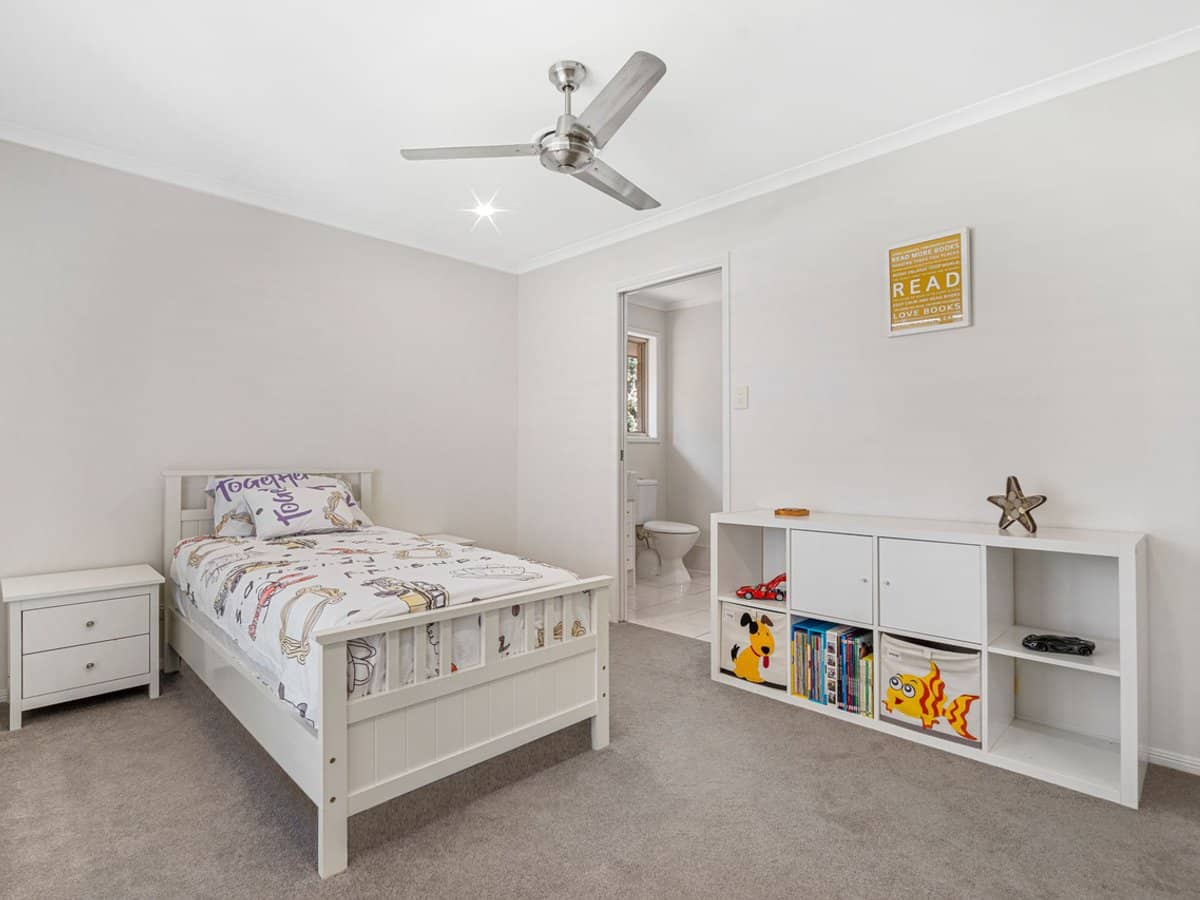 28 Giordano Place, BELMONT - Thumbnail 17