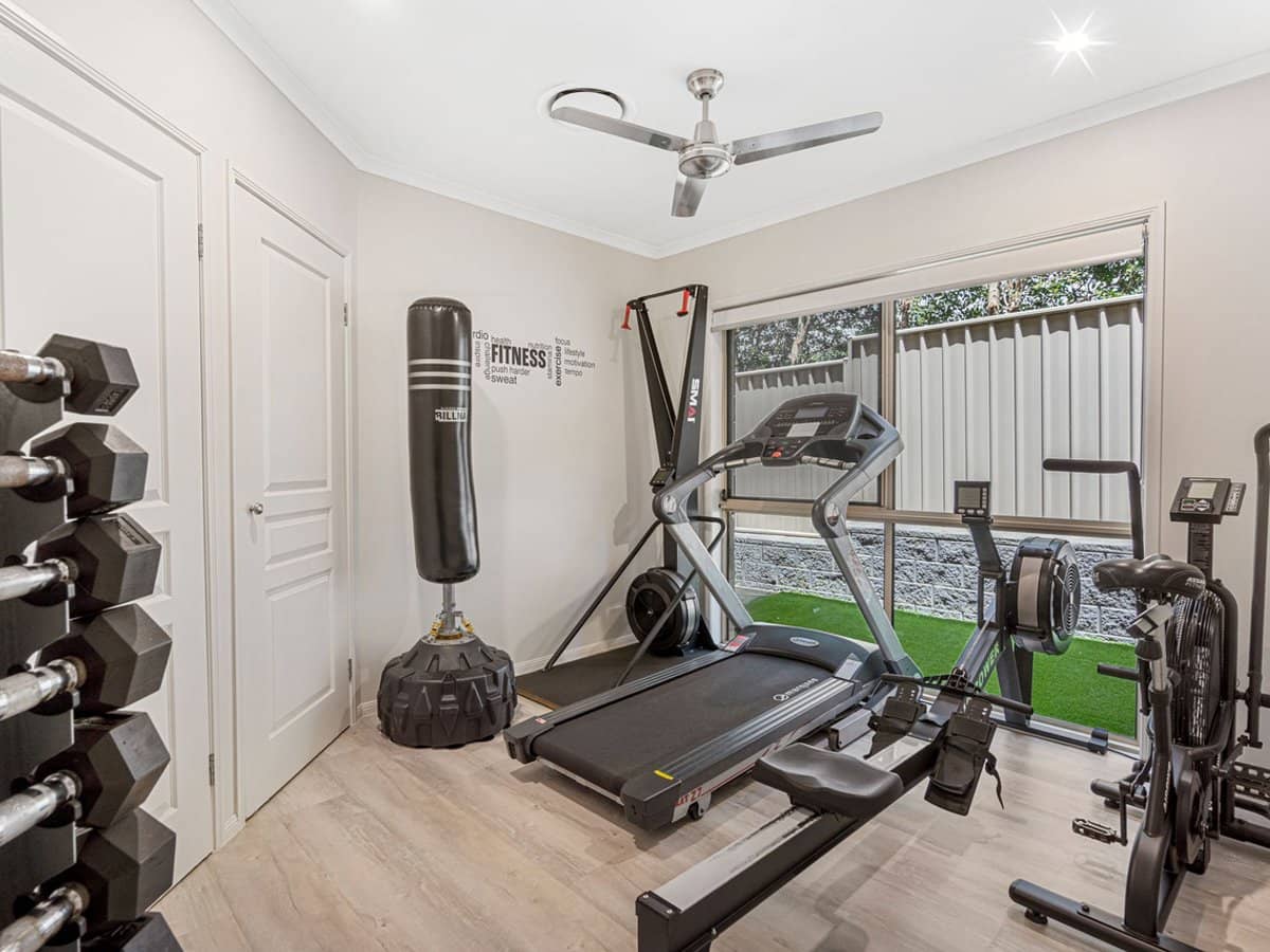 28 Giordano Place, BELMONT - Thumbnail 23