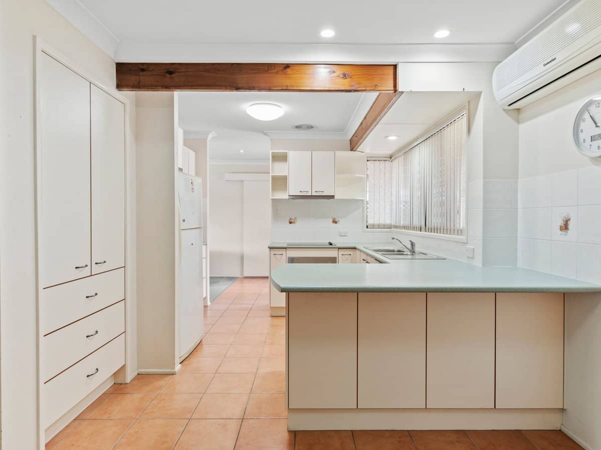 29 Thirlemere Road, ALEXANDRA HILLS - Thumbnail 2