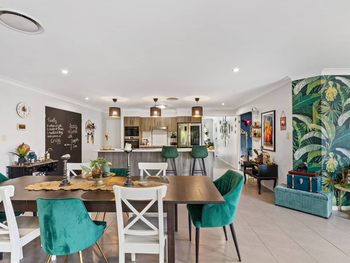 31 Cimmaron Circuit, THORNLANDS - Thumbnail 6