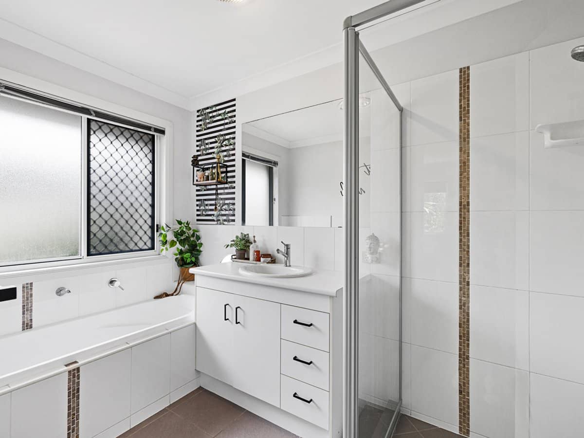 31 Cimmaron Circuit, THORNLANDS - Thumbnail 16