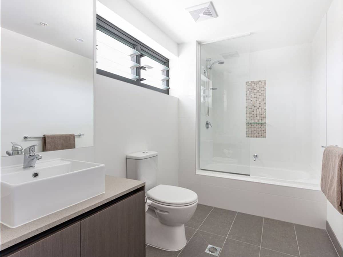 42 Laver Drive, ROBINA - Thumbnail 10