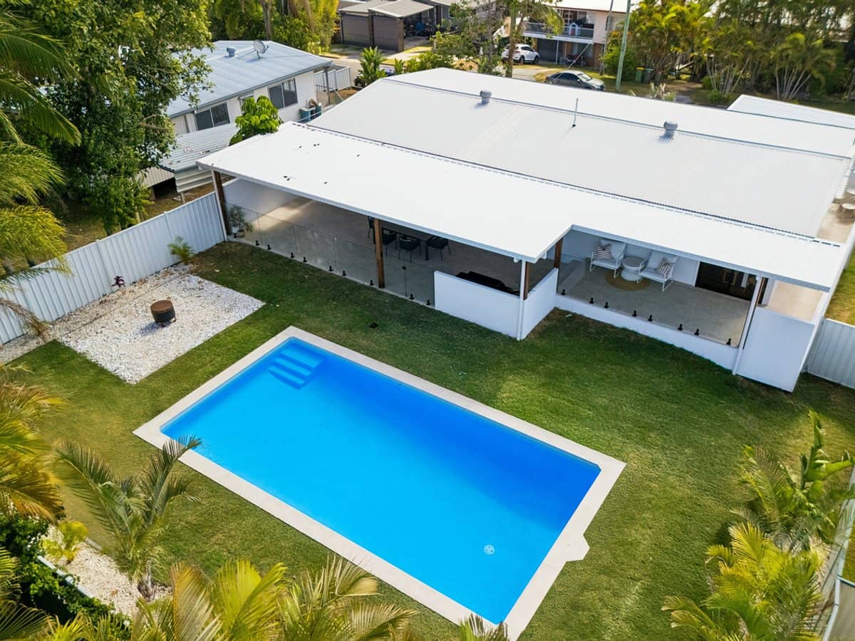 17 Rodlan Parade, LABRADOR - Thumbnail 9