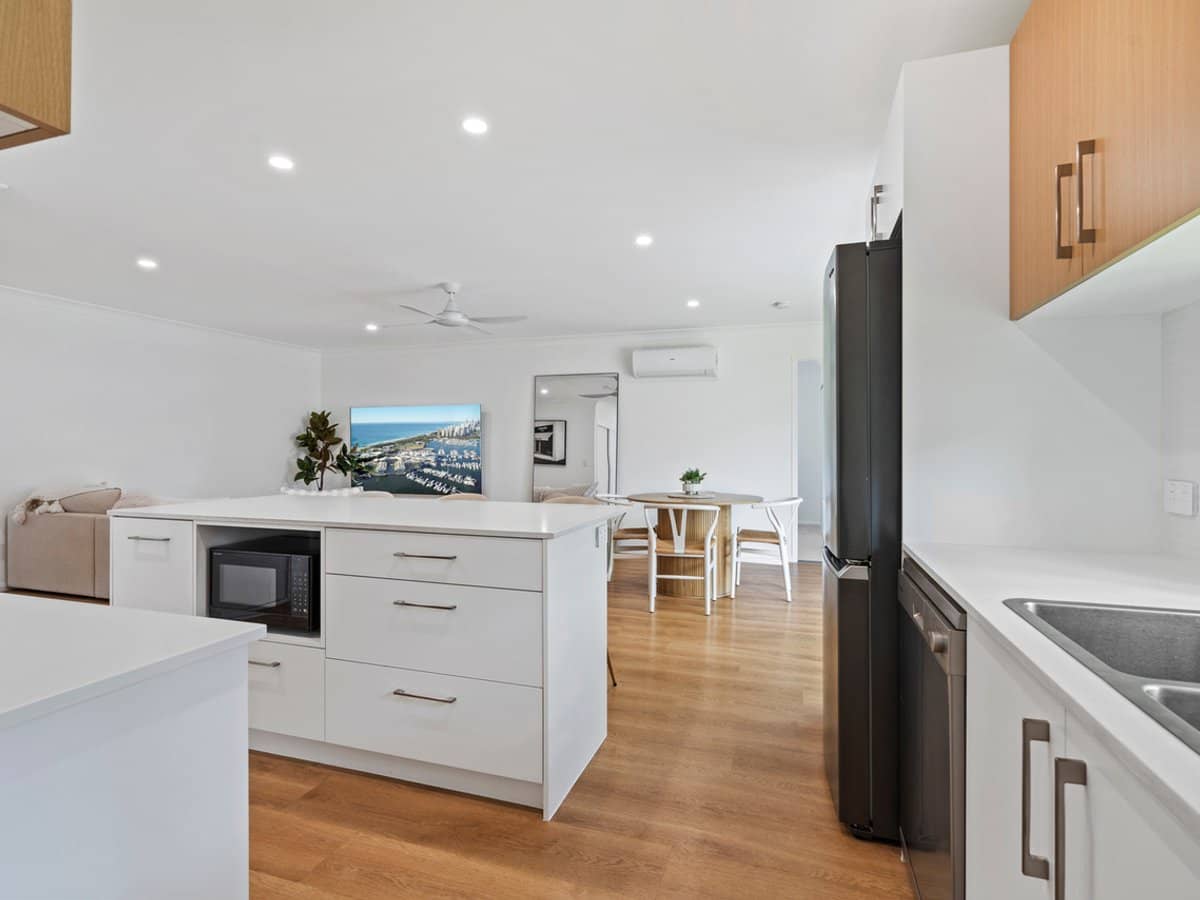 7A Joanne Crescent, THORNLANDS - Thumbnail 6