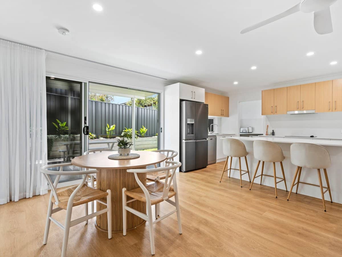 7A Joanne Crescent, THORNLANDS - Thumbnail 7