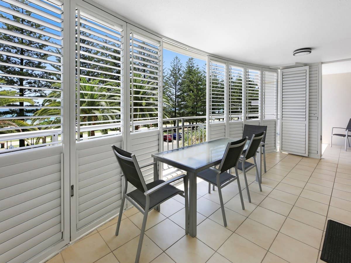 186 The Esplanade, Burleigh Heads - Thumbnail 18