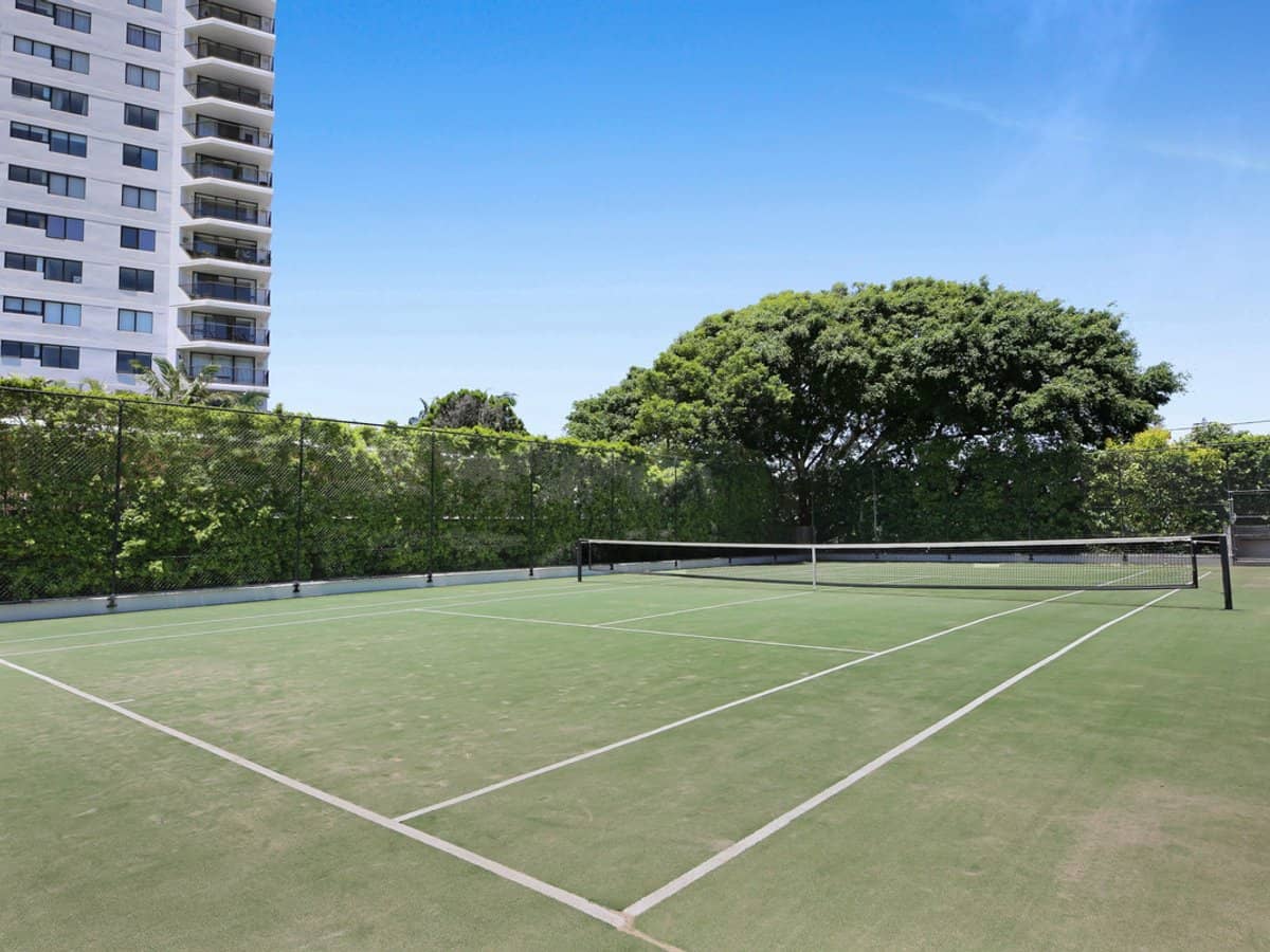 186 The Esplanade, Burleigh Heads - Thumbnail 21