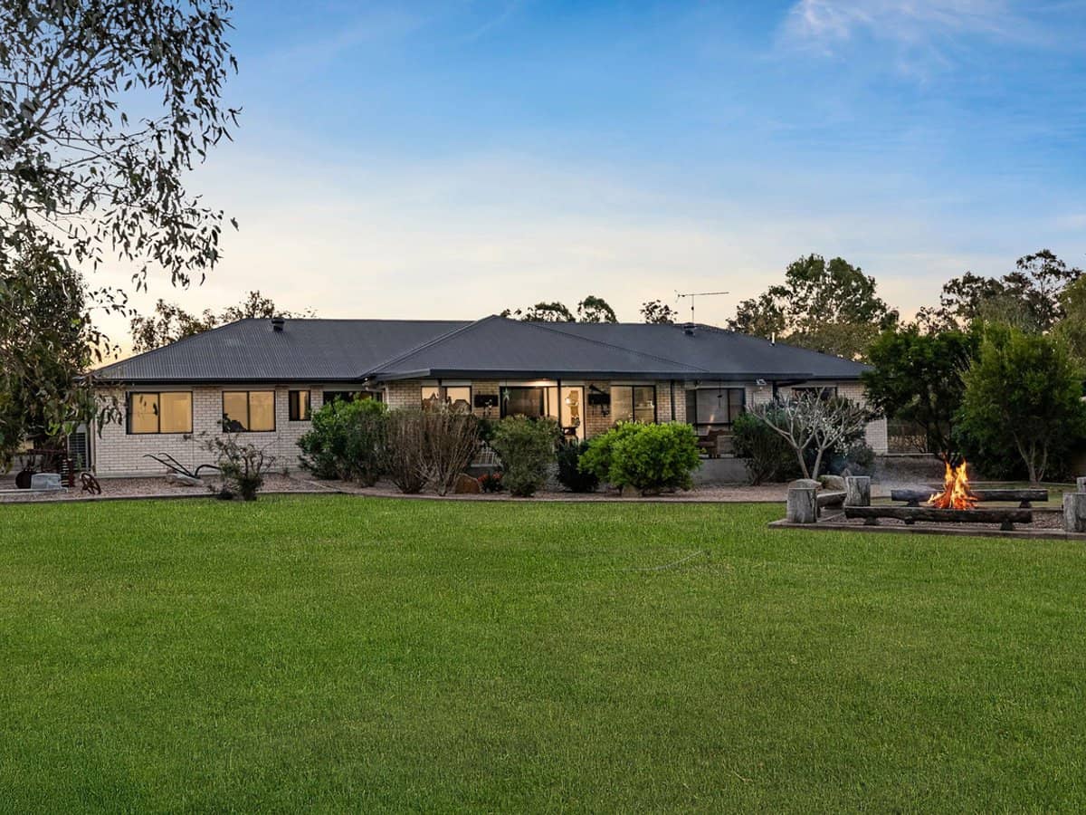 47 White Gums Road, Hatton Vale - Thumbnail 1