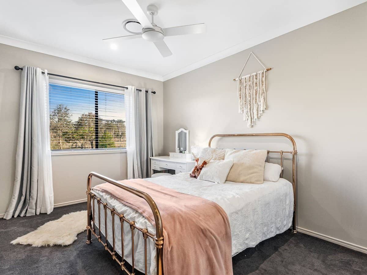 47 White Gums Road, Hatton Vale - Thumbnail 11