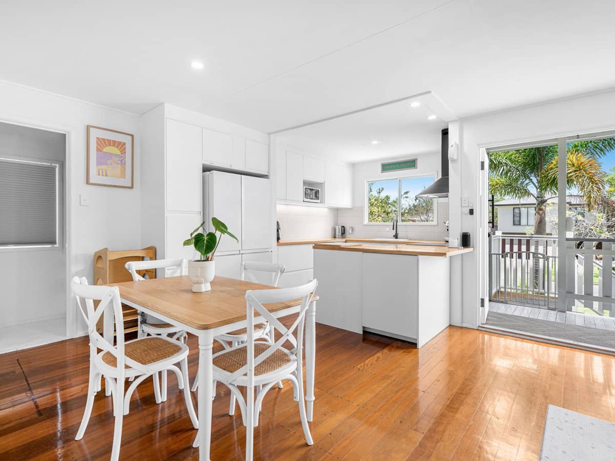 74A Gray Street, CARINA - Thumbnail 5