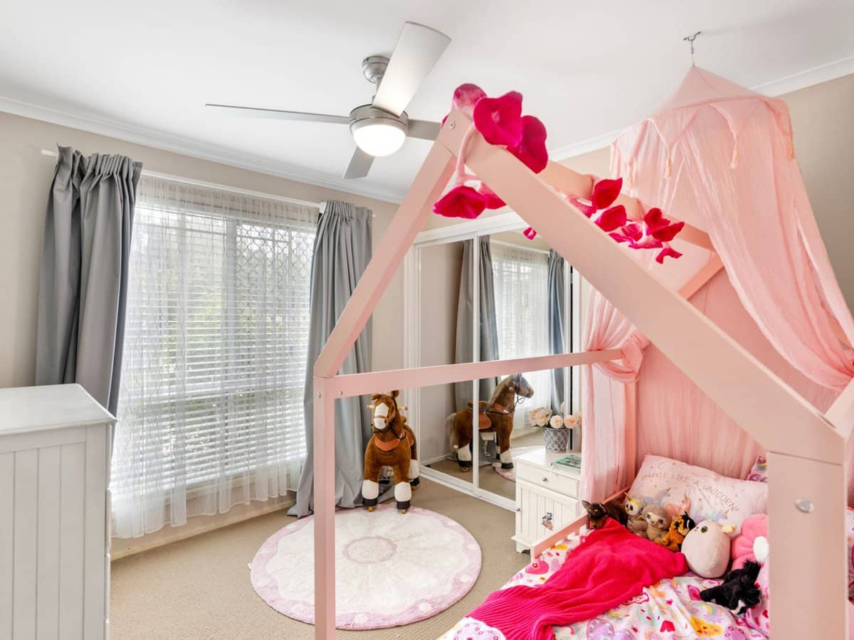 96 Evergreen Avenue, WATERFORD WEST - Thumbnail 11