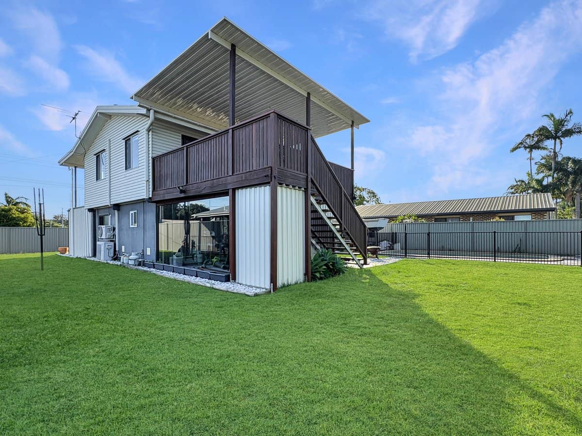 21 Bucknor Drive, DECEPTION BAY - Thumbnail 1