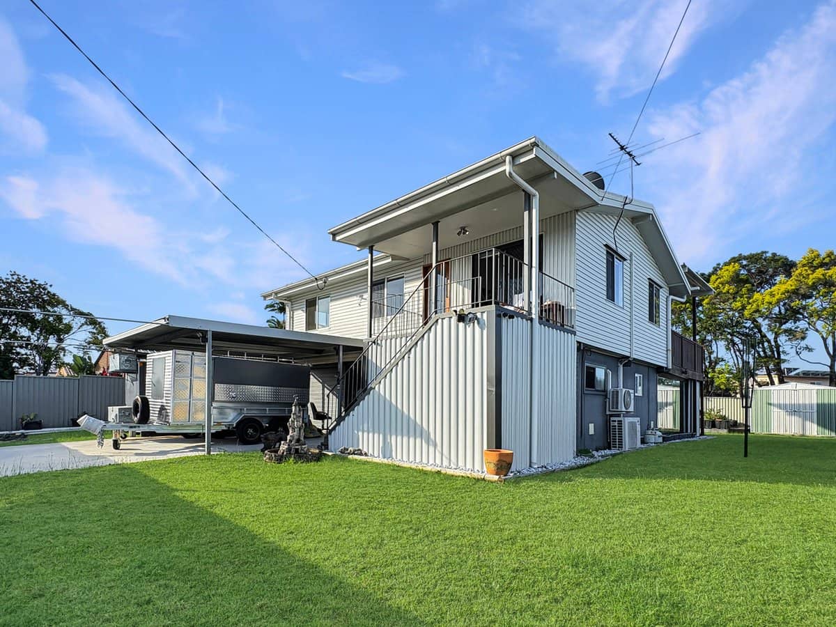 21 Bucknor Drive, DECEPTION BAY - Thumbnail 5