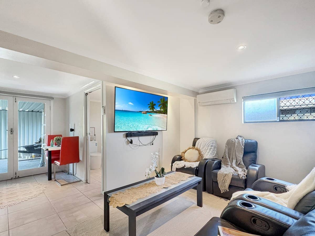 21 Bucknor Drive, DECEPTION BAY - Thumbnail 19