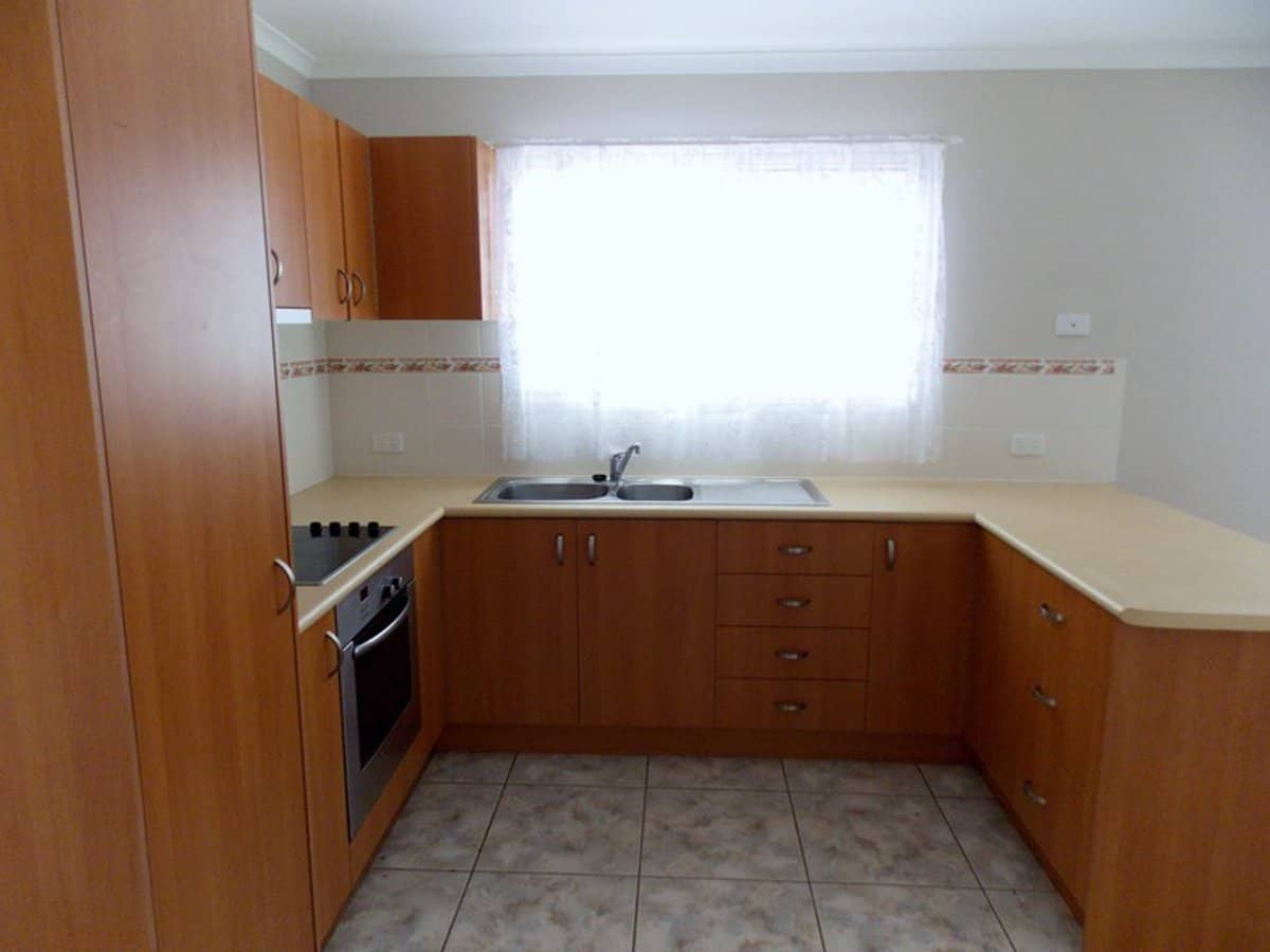 100 Bainbridge Street, ORMISTON - Thumbnail 2