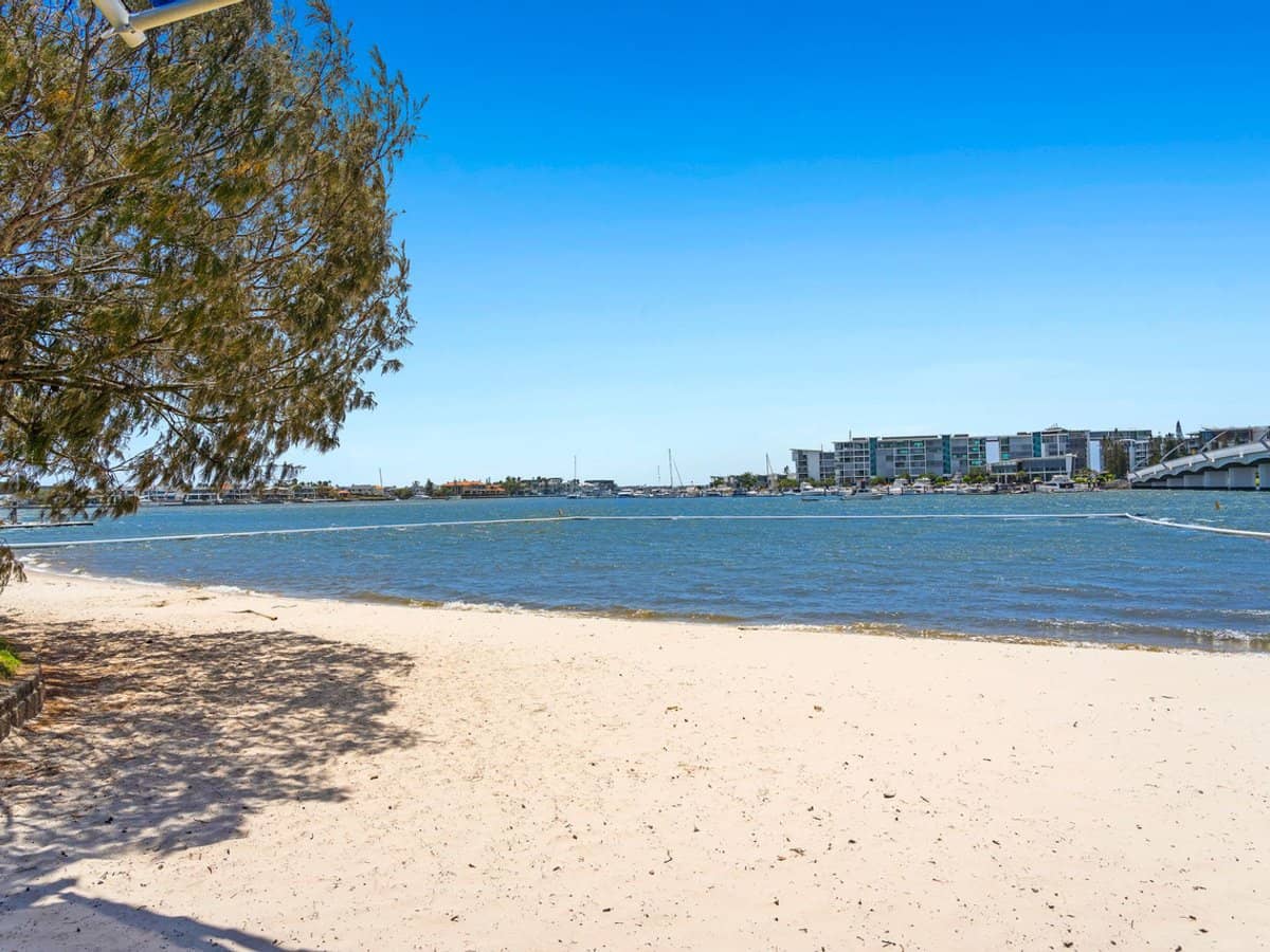 4 Milton Avenue, PARADISE POINT - Thumbnail 13