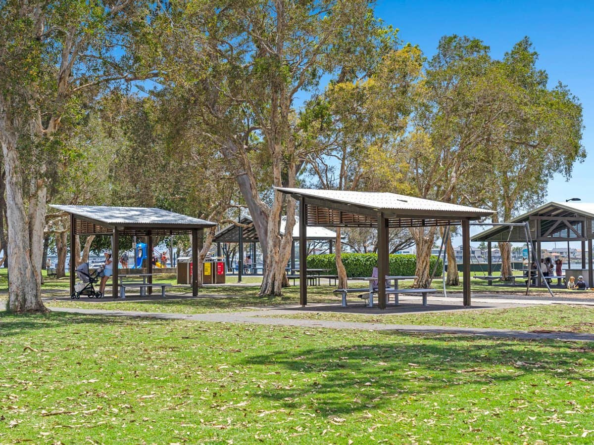 4 Milton Avenue, PARADISE POINT - Thumbnail 16