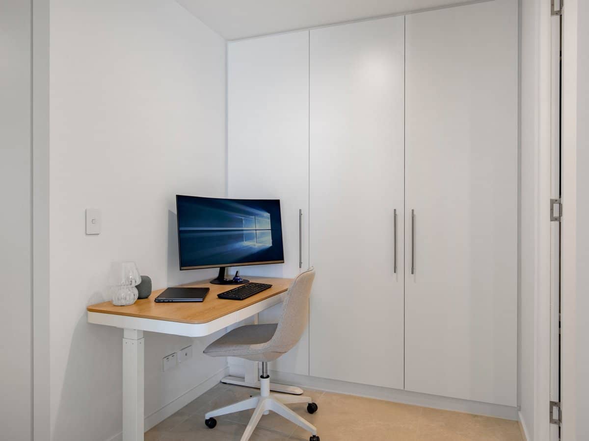 303/1 Tenth Avenue, Palm Beach - Thumbnail 13