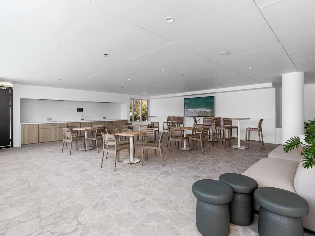 303/1 Tenth Avenue, Palm Beach - Thumbnail 16