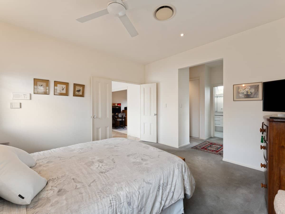 24 Baldwin Street, ASCOT - Thumbnail 9