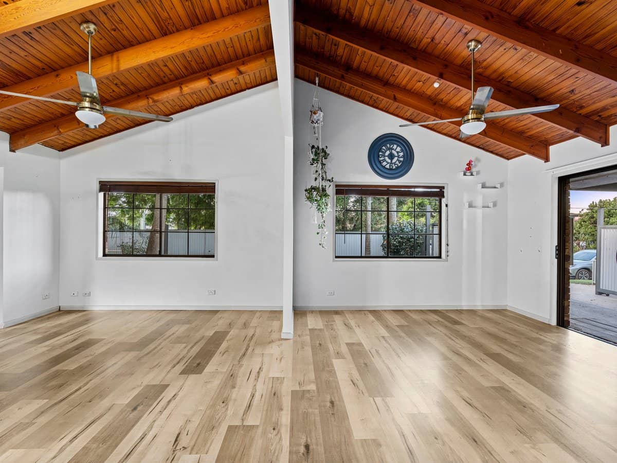 10 Kunari Street, SLACKS CREEK - Thumbnail 4