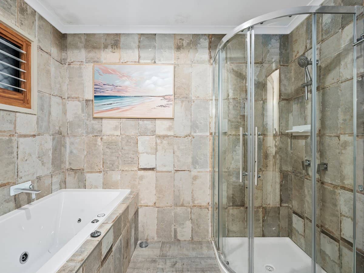 10 Kunari Street, SLACKS CREEK - Thumbnail 11