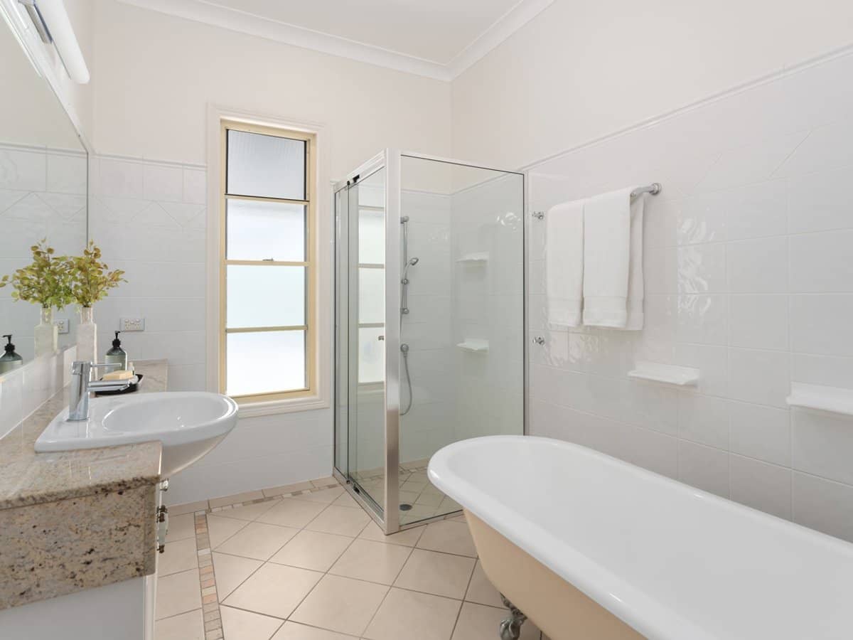 39 Matong Street, HENDRA - Thumbnail 11