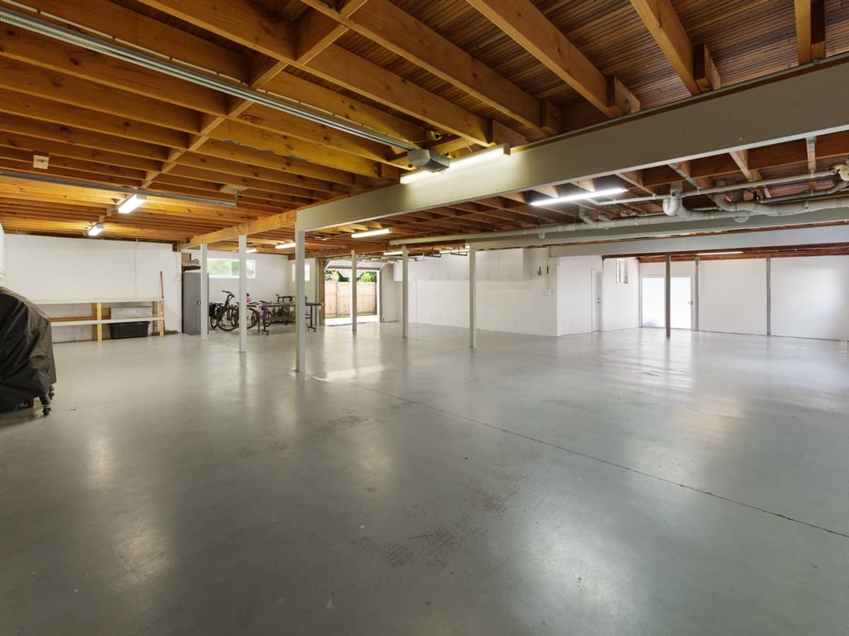 39 Matong Street, HENDRA - Thumbnail 13