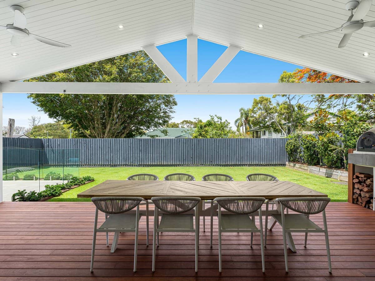 33 Kordick Street, CARINA - Thumbnail 1