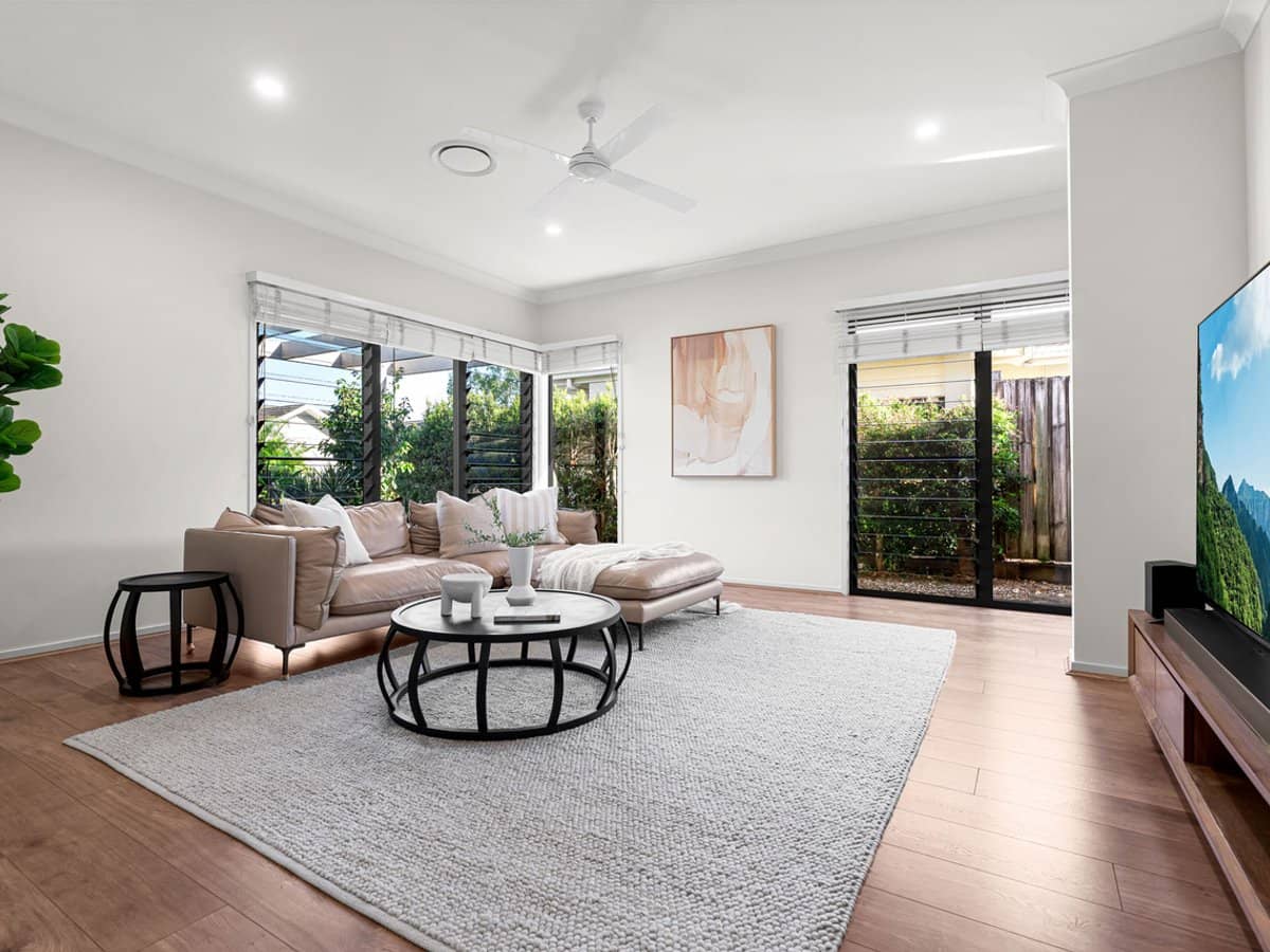 11 Hawksbury Crescent, WAKERLEY - Thumbnail 3