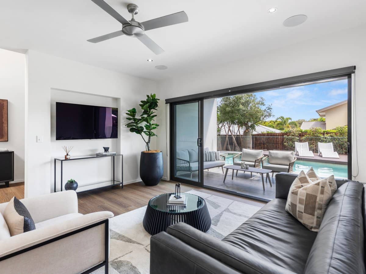 43 Worchester Terrace, Reedy Creek - Thumbnail 1