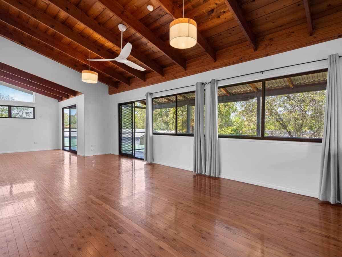 7 Kevin Court, LOGANLEA - Thumbnail 3