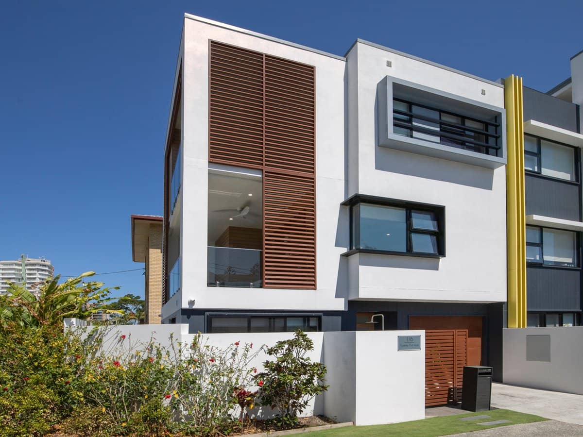 1/6 Twenty First Avenue, Palm Beach - Thumbnail 1