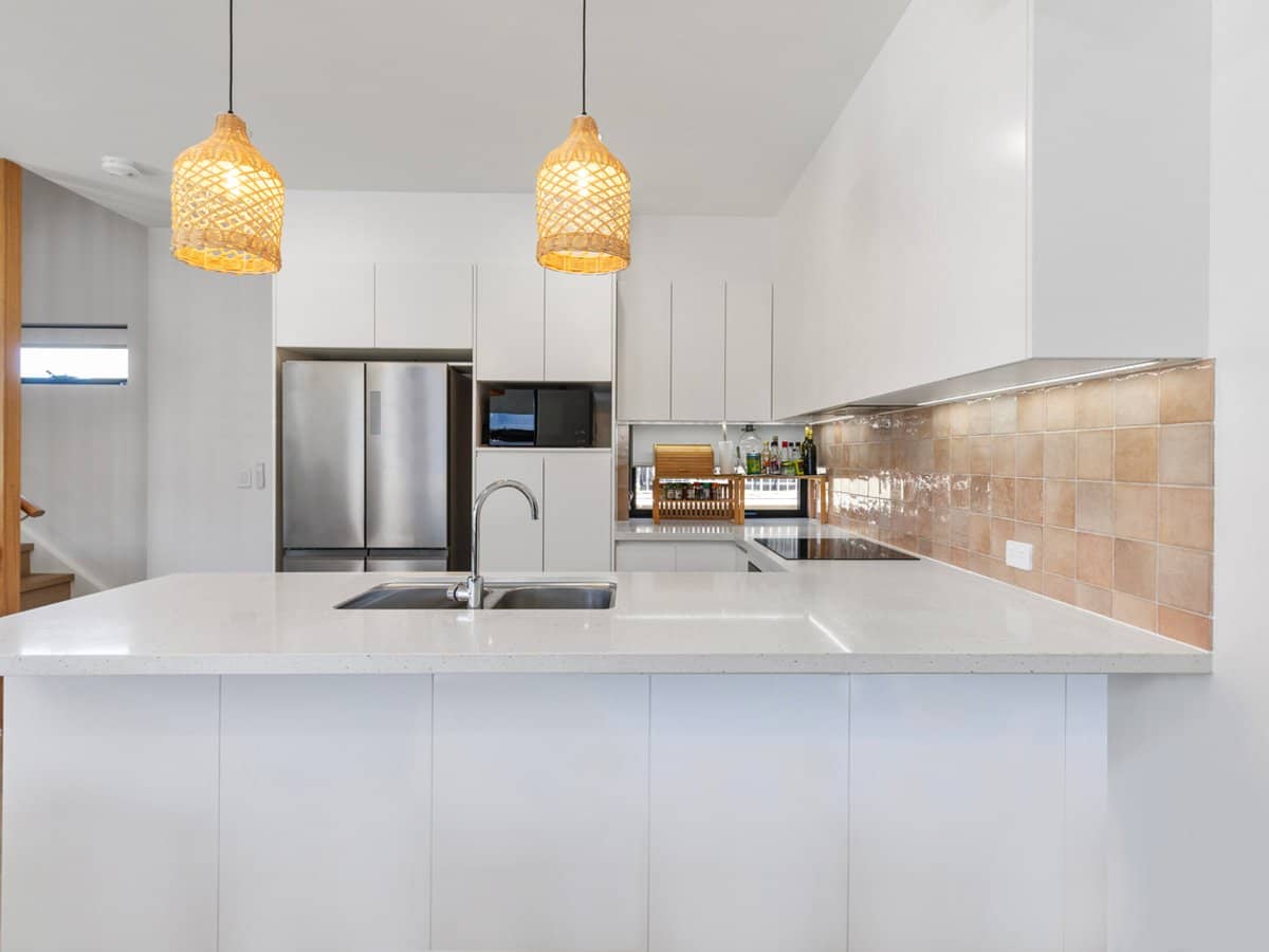 1/6 Twenty First Avenue, Palm Beach - Thumbnail 3