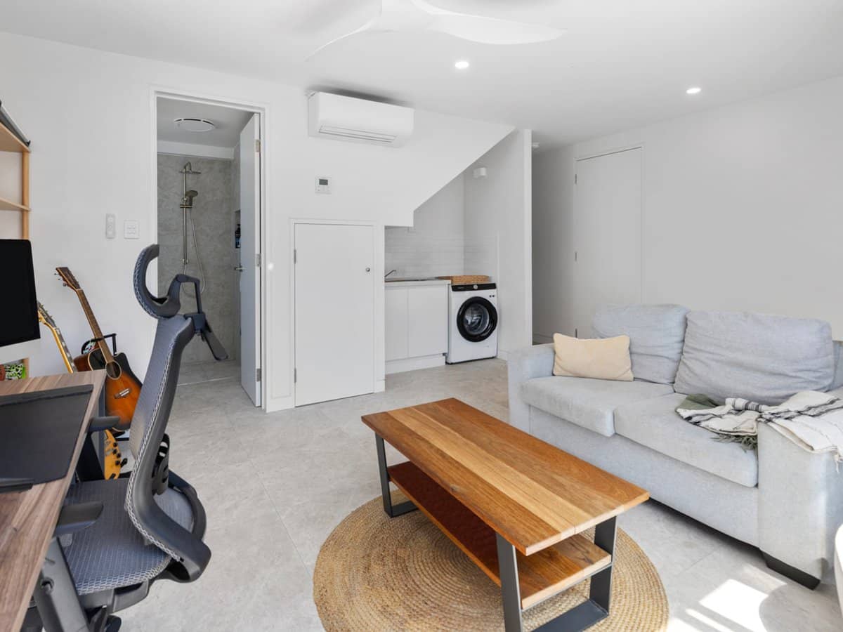 1/6 Twenty First Avenue, Palm Beach - Thumbnail 10