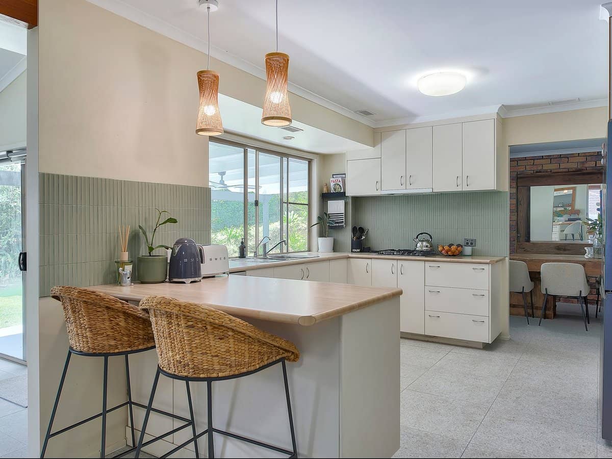 12 Wattletree Place, THE GAP - Thumbnail 5