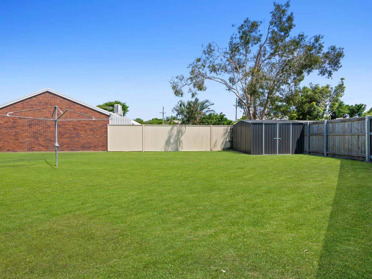 22 Banks Crescent, WYNNUM WEST - Thumbnail 10
