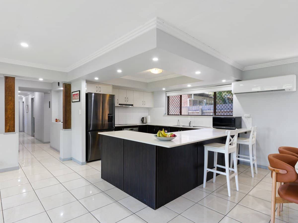 25 Jardine Drive, Springwood - Thumbnail 3