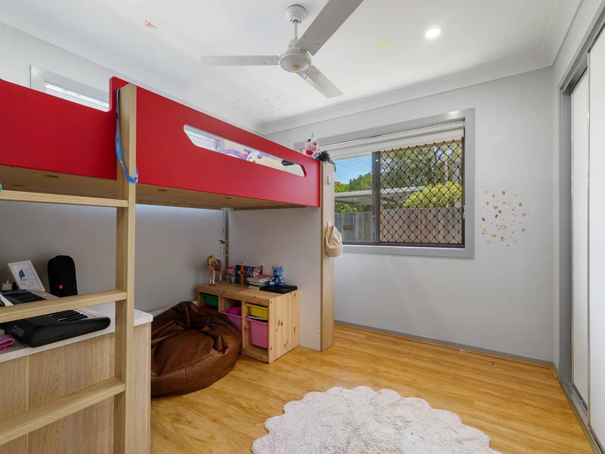 25 Jardine Drive, Springwood - Thumbnail 12