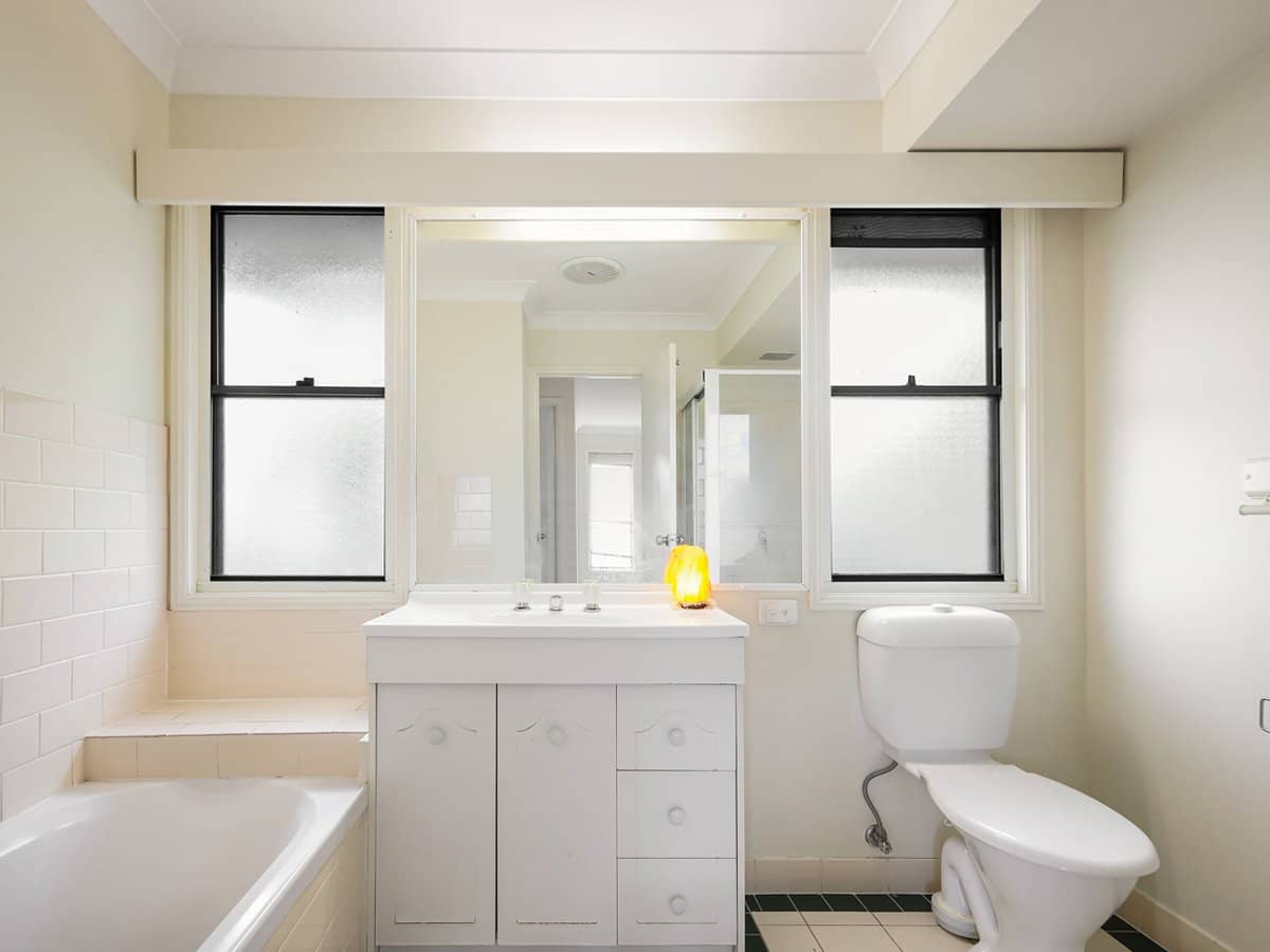 18 Batchworth Road, MOLENDINAR - Thumbnail 8