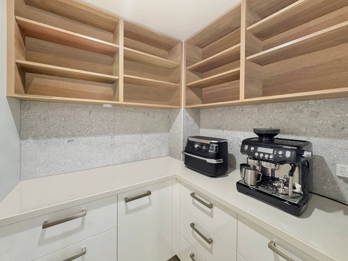 2 Bright Place, BIRTINYA - Thumbnail 4