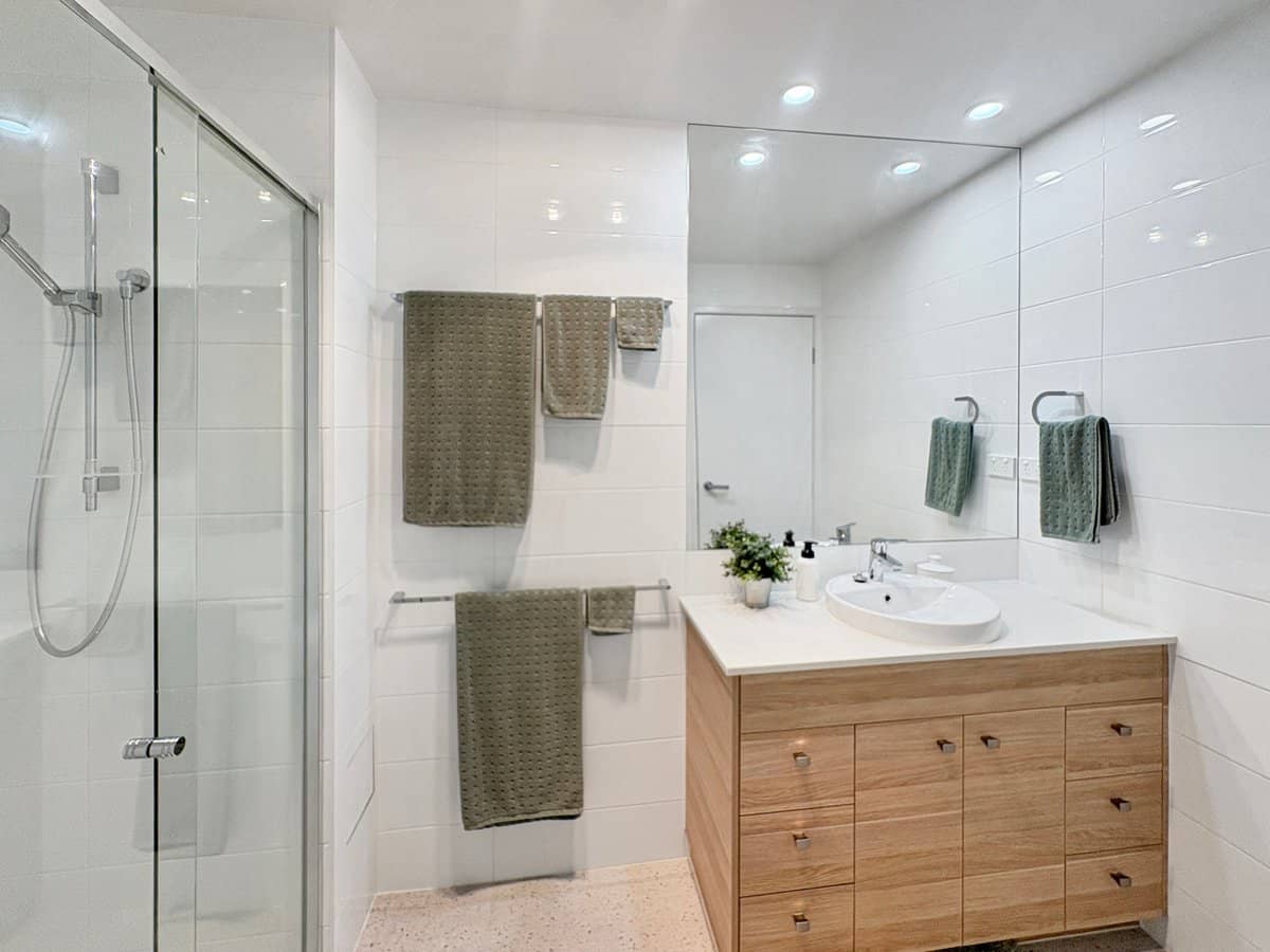 2 Bright Place, BIRTINYA - Thumbnail 15