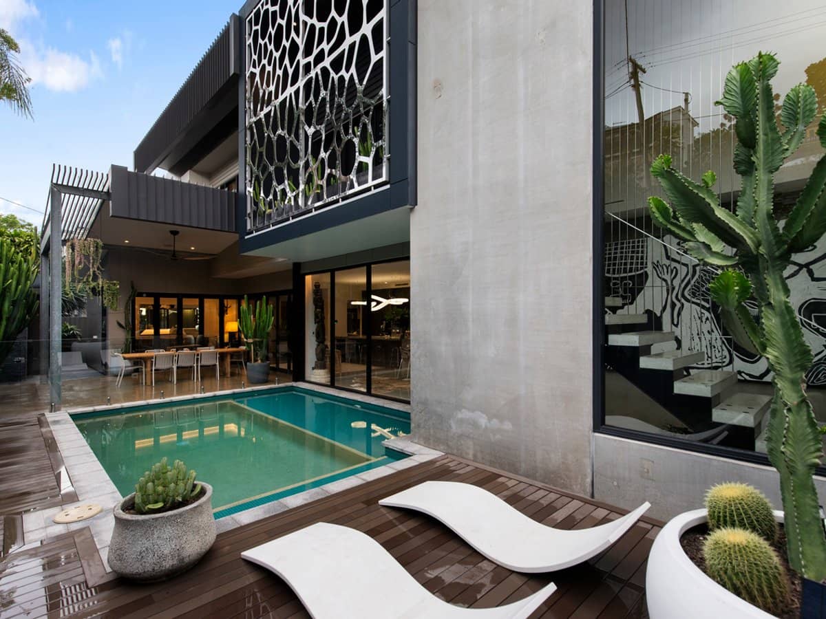 24 Kingsholme Street, TENERIFFE - Thumbnail 1