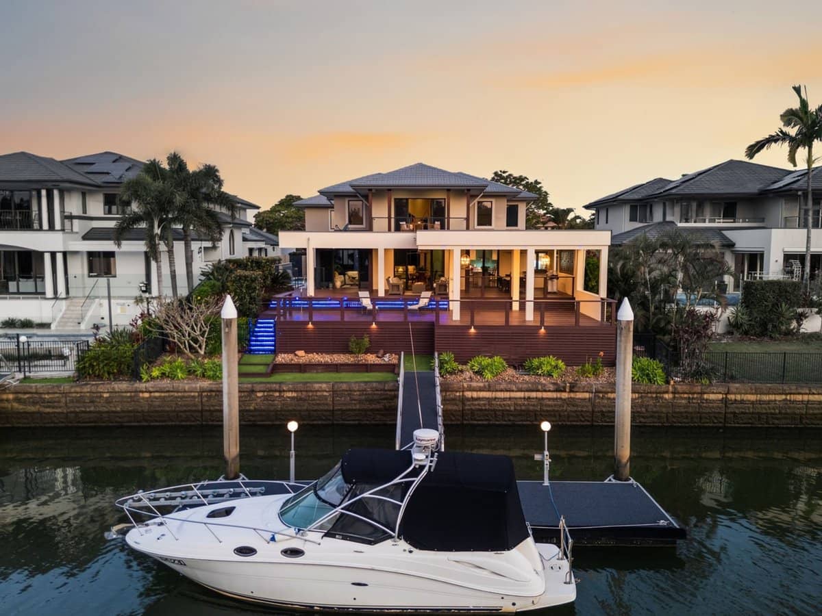 2505 Cressbrook Drive, Hope Island - Thumbnail 4