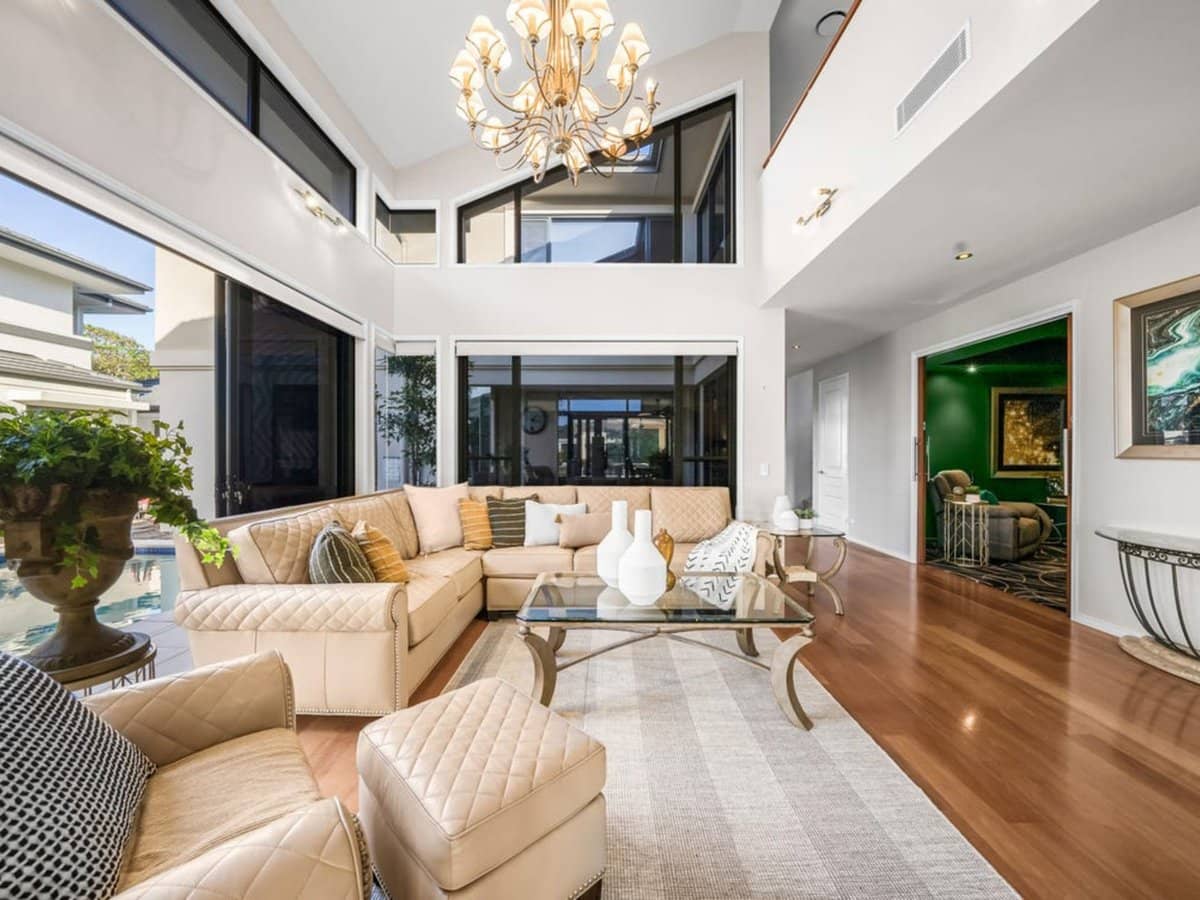 2505 Cressbrook Drive, Hope Island - Thumbnail 7