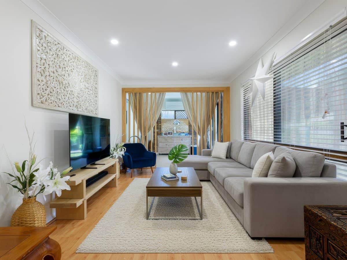 25 Glenalwyn Street, Holland Park - Thumbnail 1