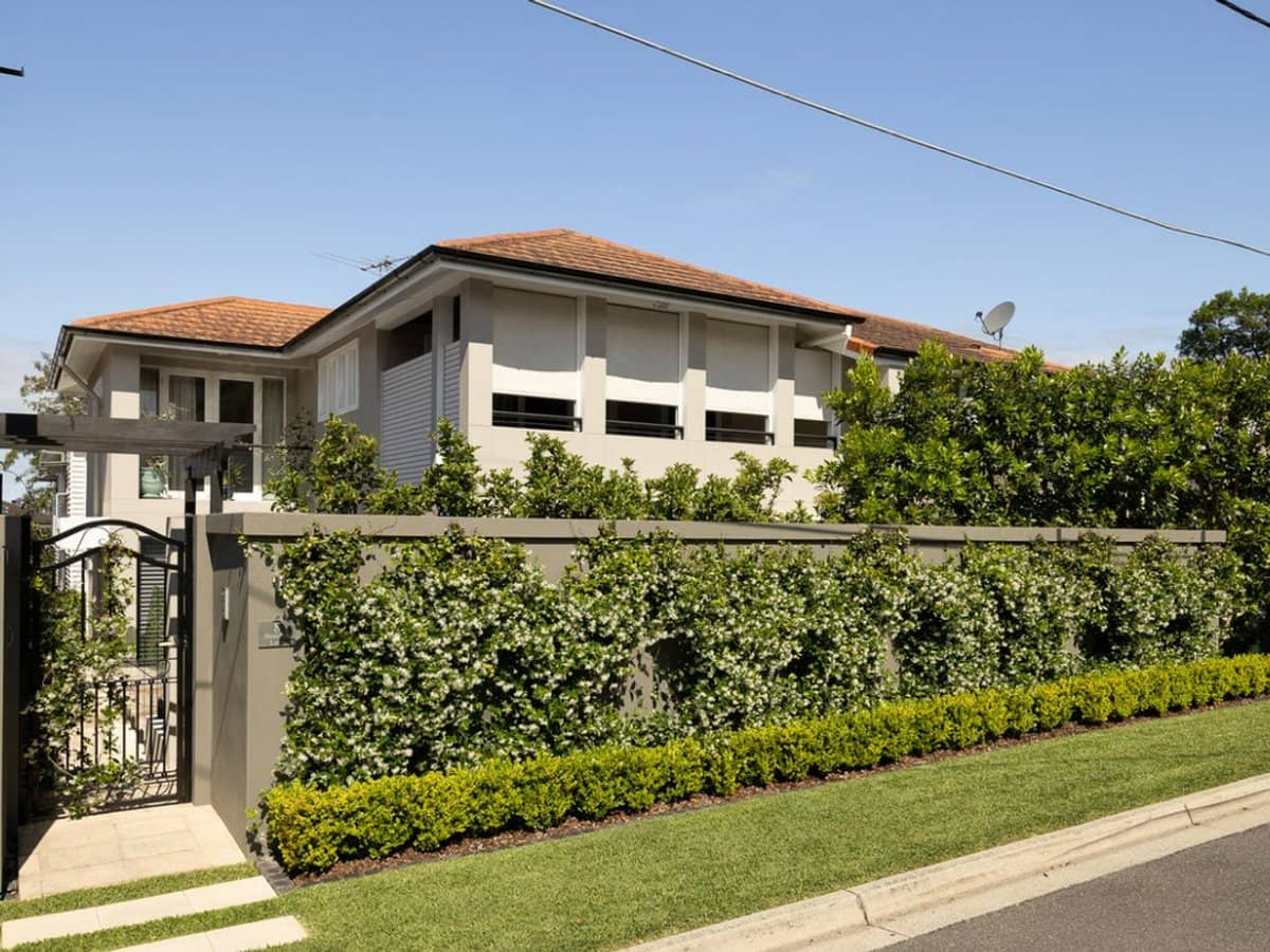 8 Beaufort Lane, CLAYFIELD - Thumbnail 2